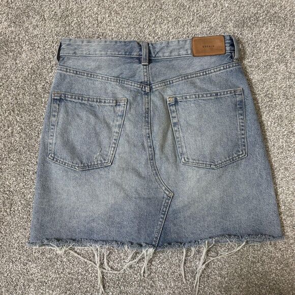 H&M &Denim Skirt Womens 8 Blue Distressed Raw Hem Frayed Button Fly Casual - Picture 2 of 11
